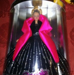 Happy Holidays special edition collector Barbie